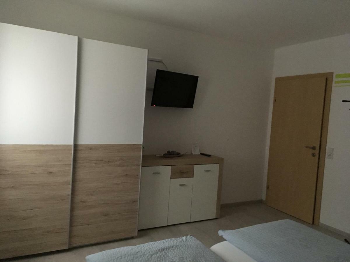 Ferienwohnung Wittenburg Хермагор Екстериор снимка